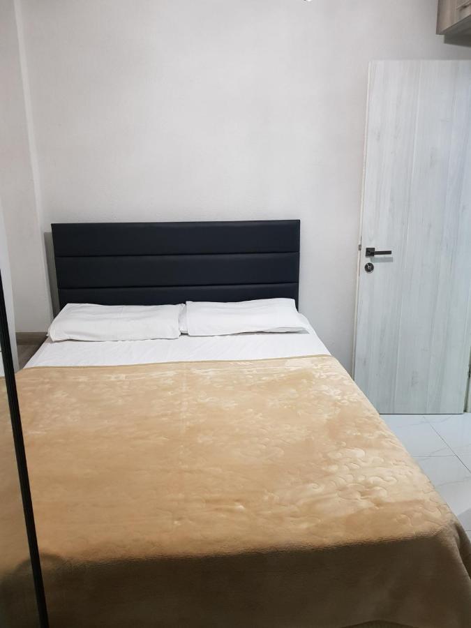 D&B Apartment 3 Paralia Katerinis Exterior photo
